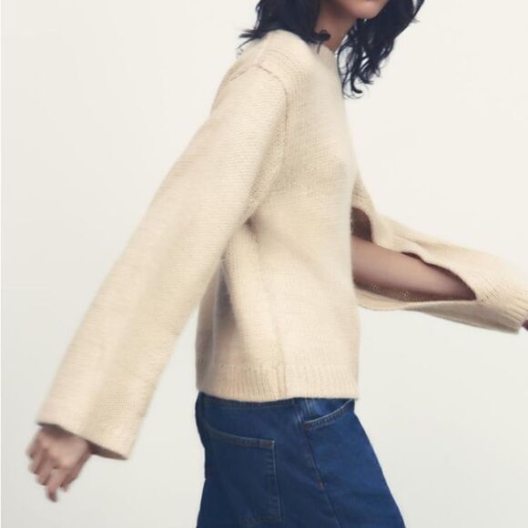 WOOL ALPACA SWEATER LIMITED EDITION - Picture 7 of 9